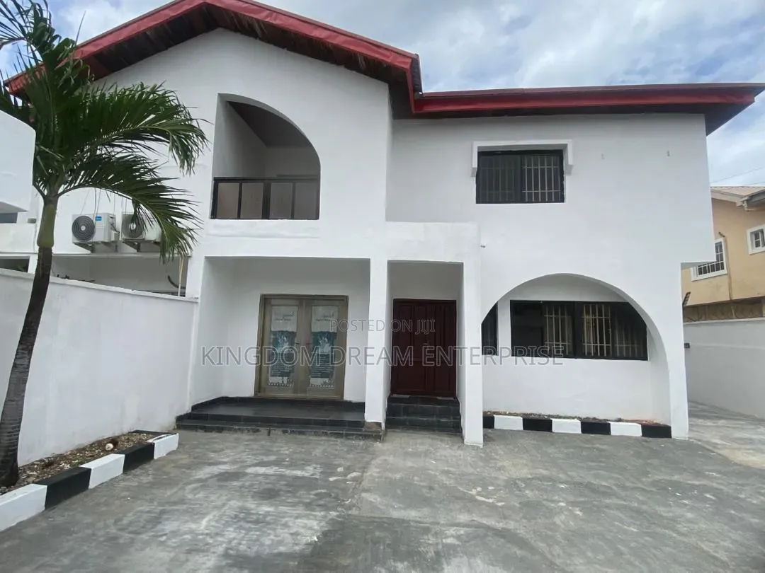5bdrm House in Lekki Phase 1 Lagos for rent in Lekki Phase 1