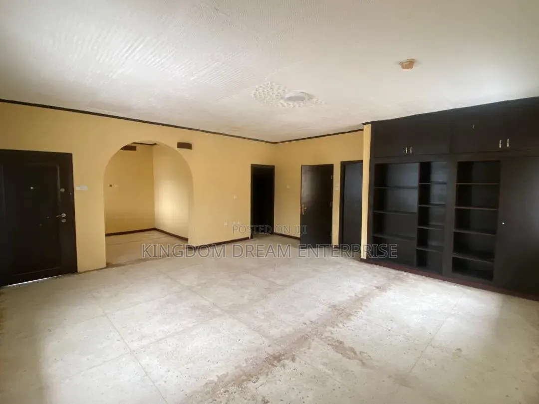 5bdrm House in Lekki Phase 1 Lagos for rent in Lekki Phase 1