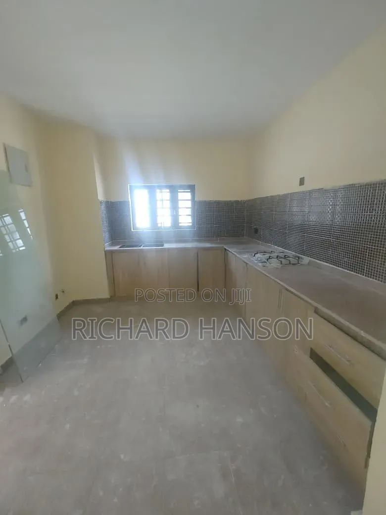 2bdrm Apartment in Secured, Ajiwe for rent in Ajiwe