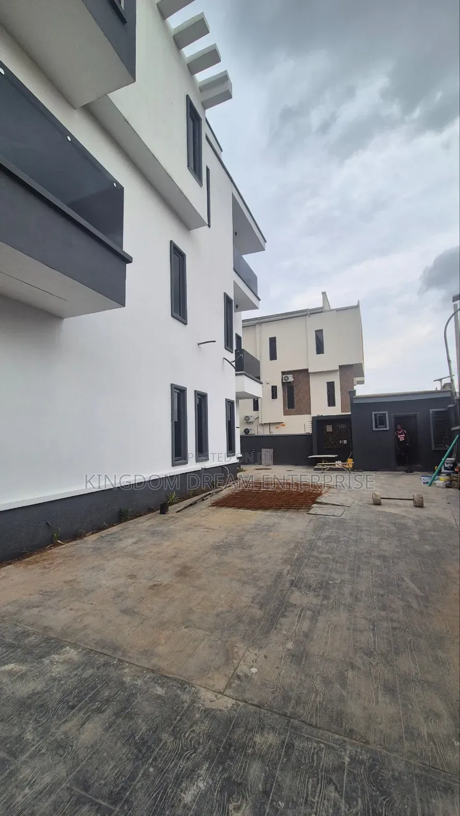 4bdrm Duplex in Maryland Ikeja Lagos, Mende for sale in Mende