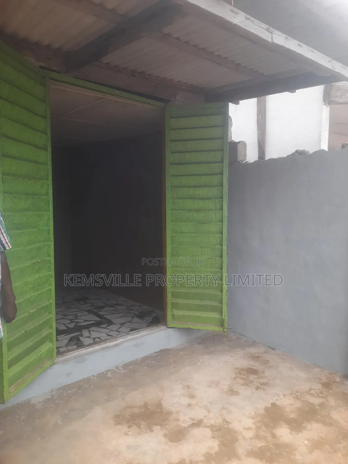 Decent Shop for Rent in Alagbado