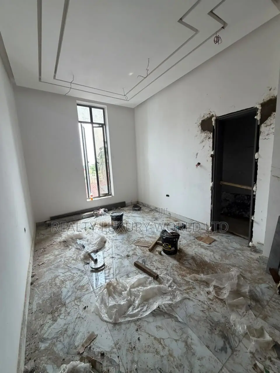 3bdrm Apartment in Garki 2 for sale in Garki 2