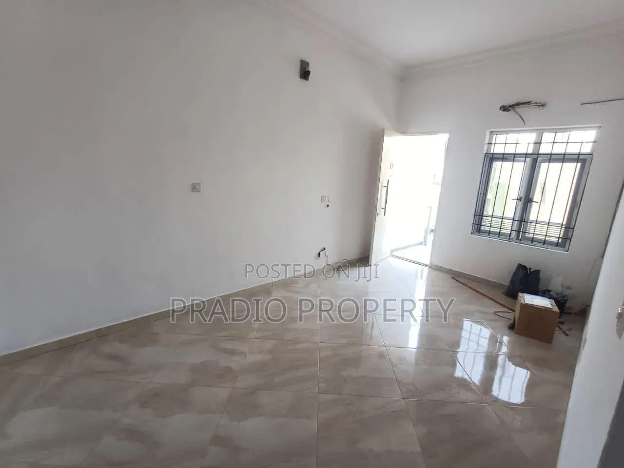 5bdrm Duplex in Royal Garden Estate, Ajiwe for sale in Ajiwe