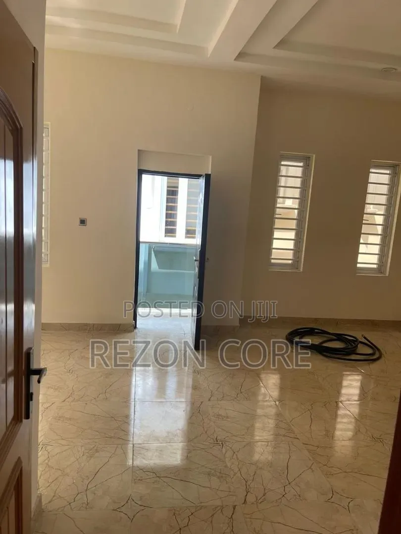 4bdrm Duplex in High Royal Castle, Ikota for rent in Ikota