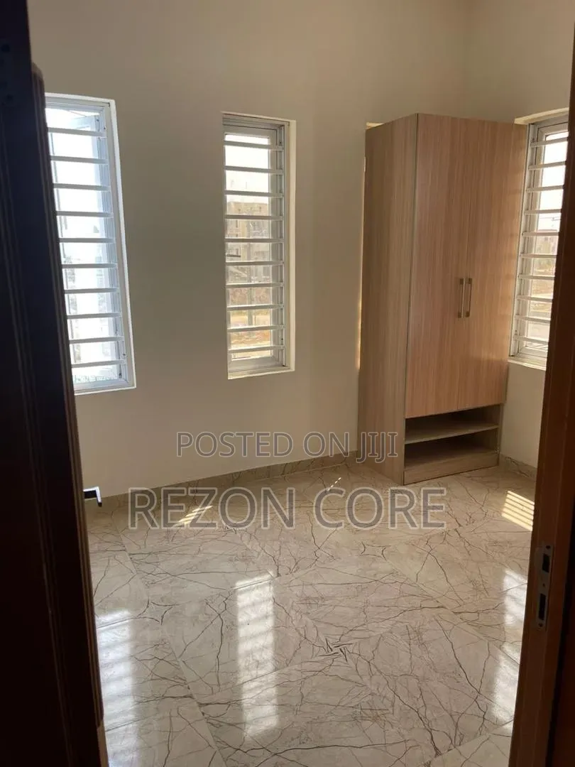 4bdrm Duplex in High Royal Castle, Ikota for rent in Ikota