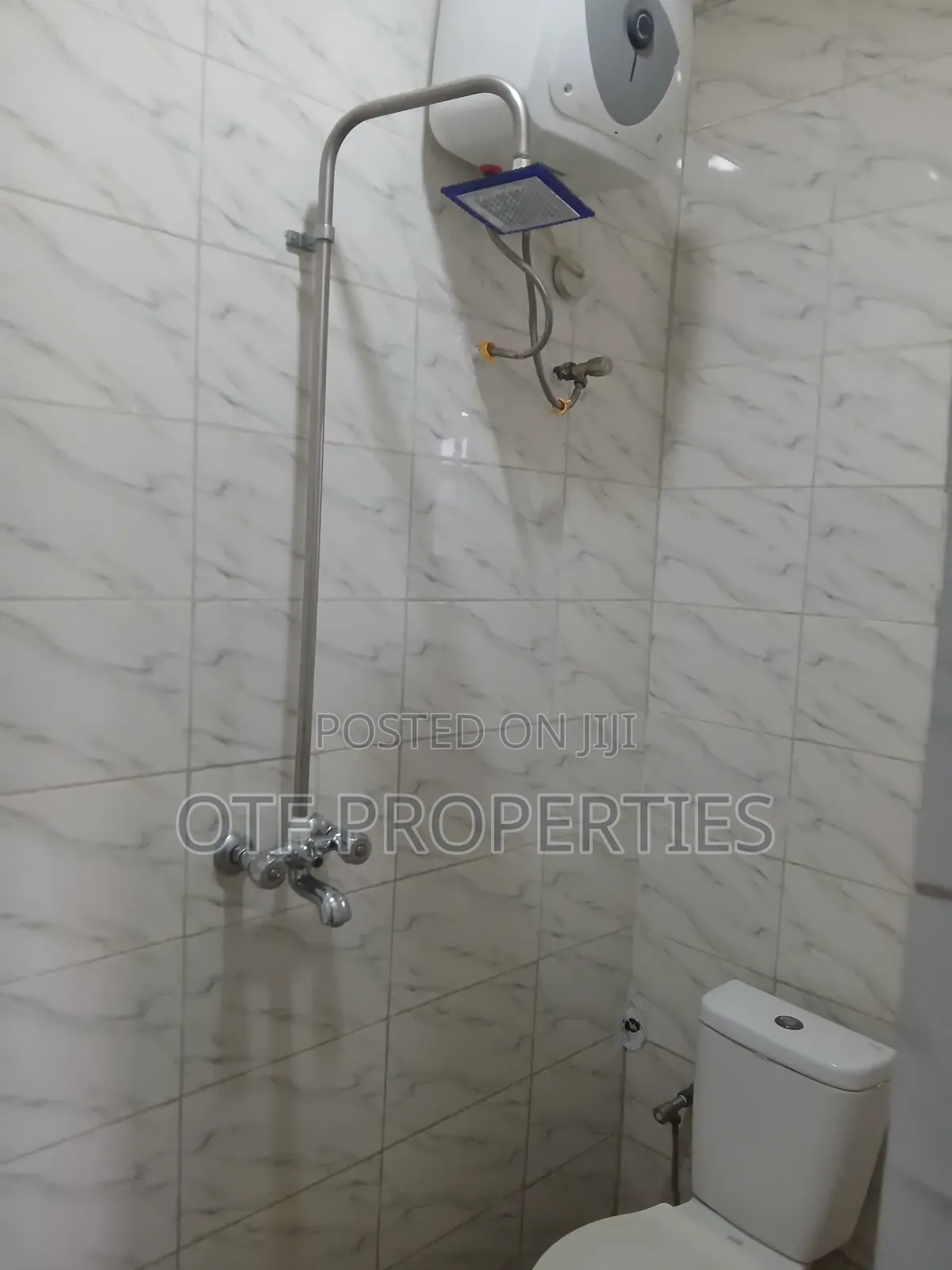 2bdrm Block of Flats in Fo1, Kubwa for rent in Kubwa