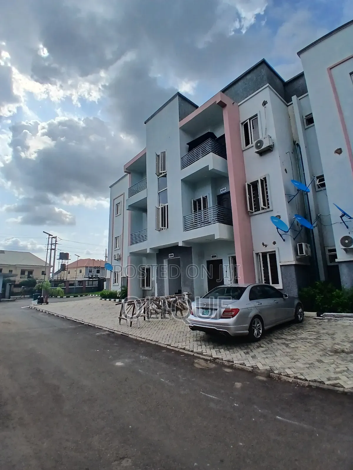 3bdrm Block of Flats in Dawaki for rent in Dawaki