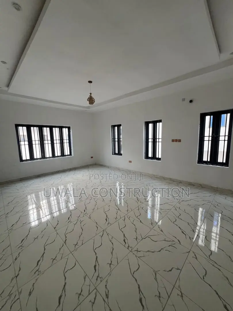 5bdrm Duplex in Guzape District for sale in Guzape District