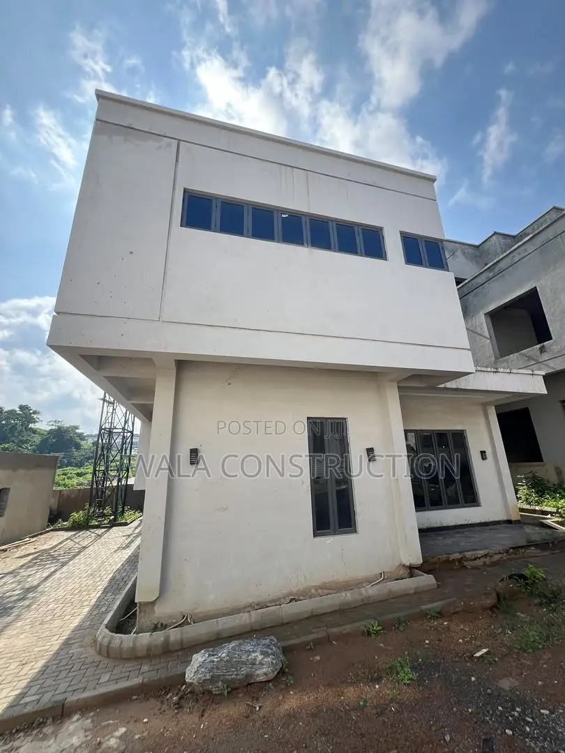 5bdrm Duplex in Guzape District for sale in Guzape District