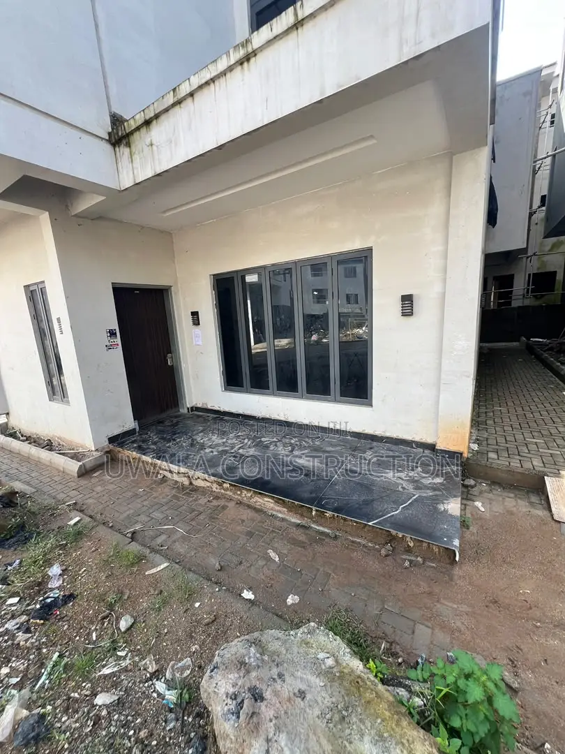 5bdrm Duplex in Guzape District for sale in Guzape District