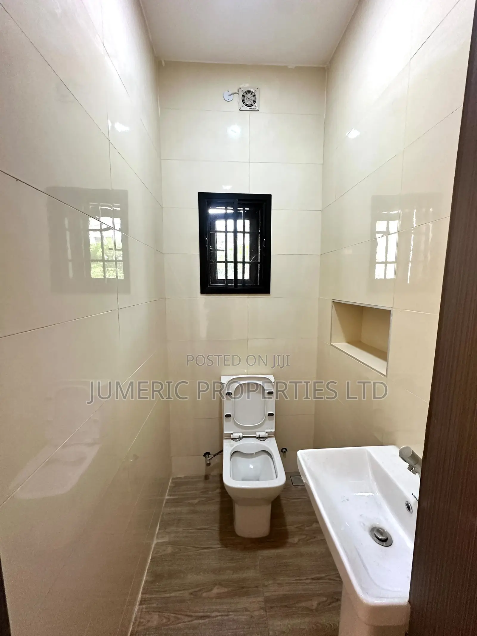 4bdrm Duplex in Apo District for rent in Apo District