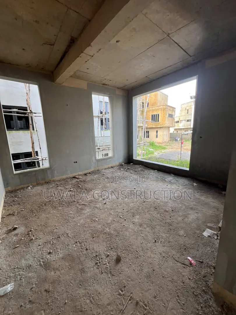 5bdrm Duplex in Guzape District for sale in Guzape District