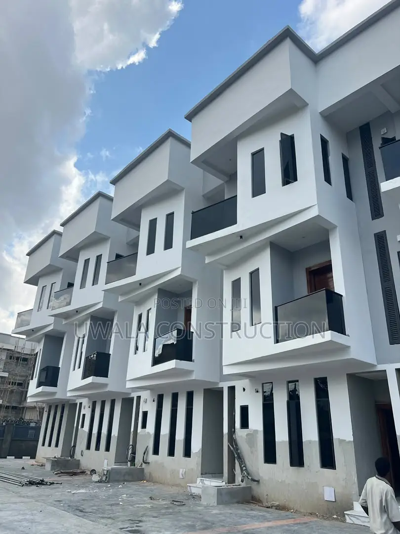 5bdrm Duplex in Guzape District for sale in Guzape District