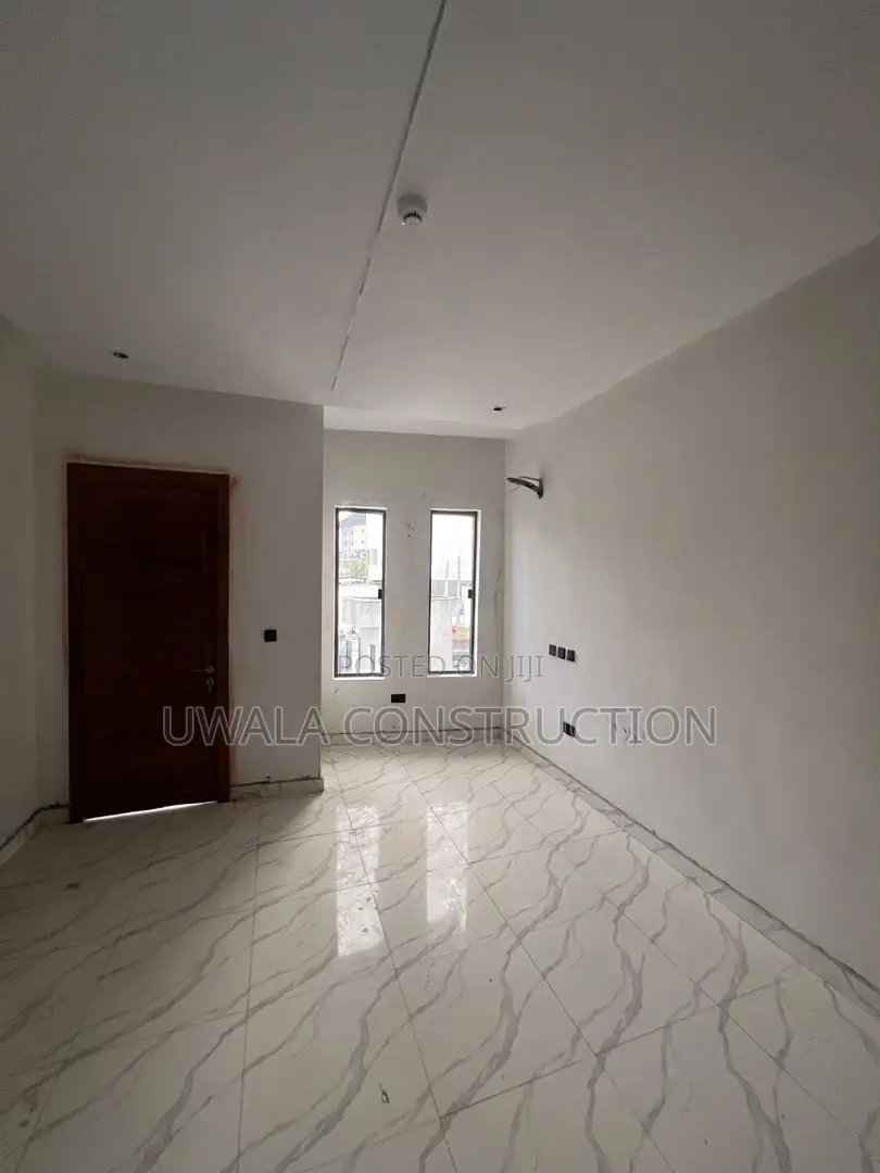 5bdrm Duplex in Guzape District for sale in Guzape District