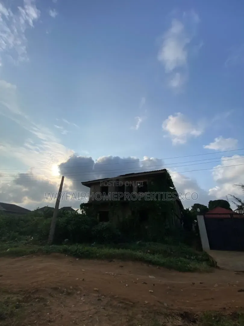 4bdrm Block of Flats in Olorunshola Ayobo for sale in Ayobo