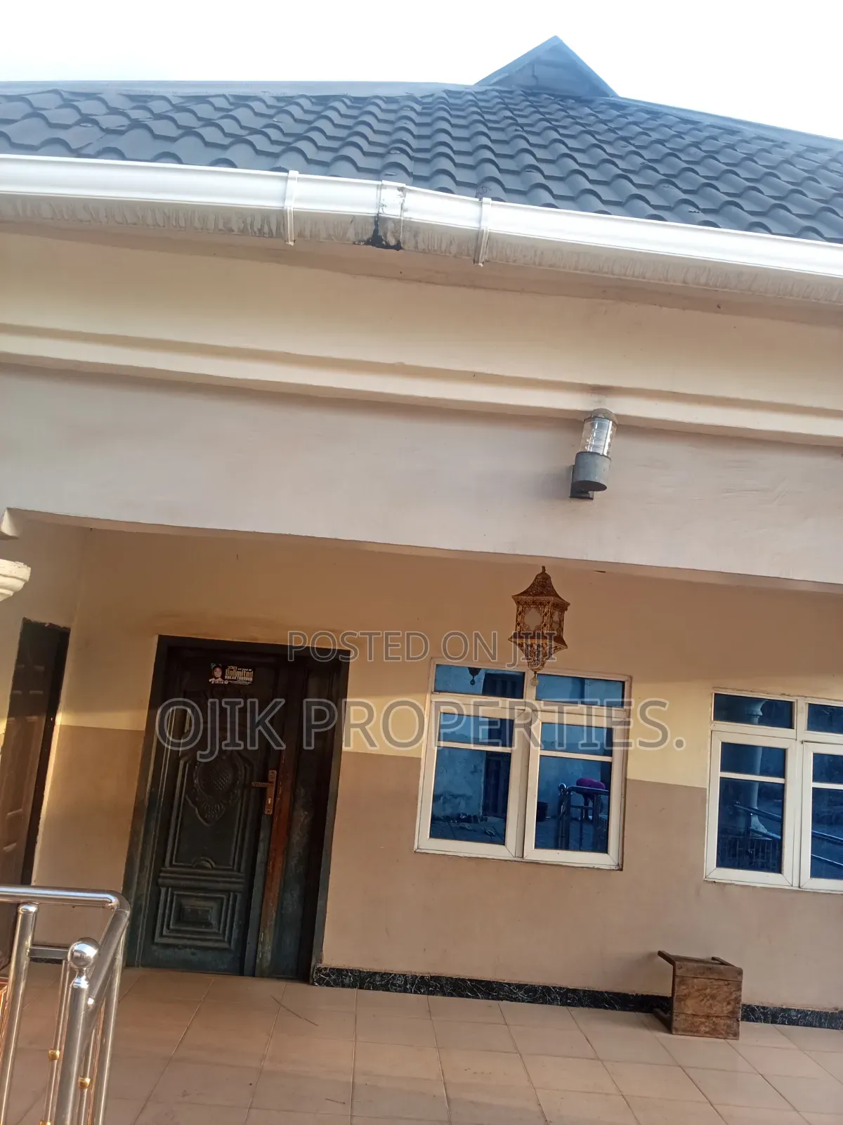 5bdrm Bungalow in Ojik Properties, Owerri for sale in Owerri