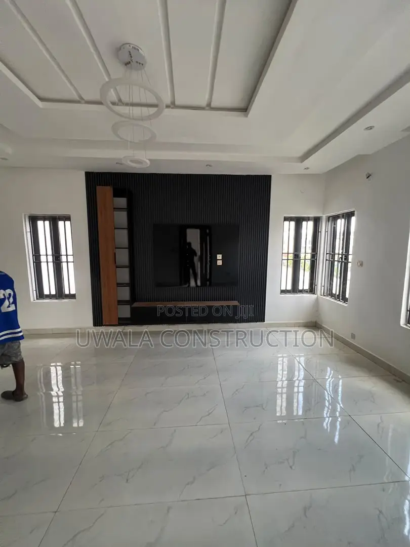 5bdrm Duplex in Guzape District for sale in Guzape District