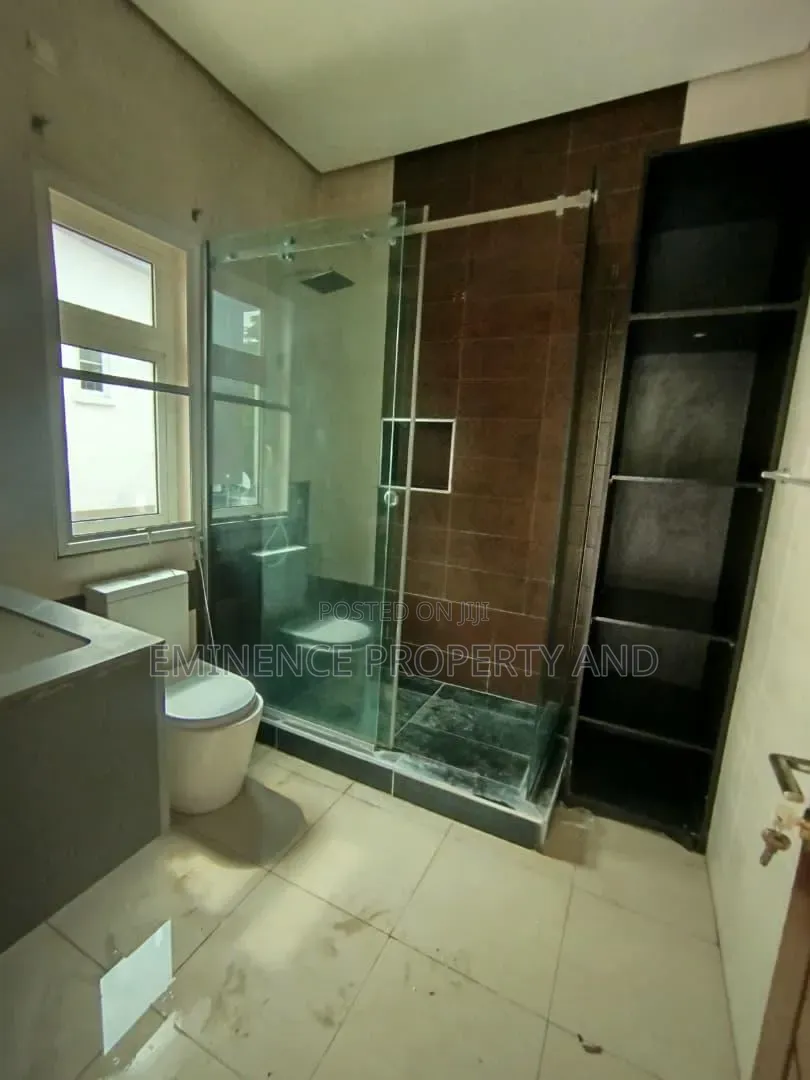 4bdrm House in Lekki Phase 1 for rent in Lekki Phase 1