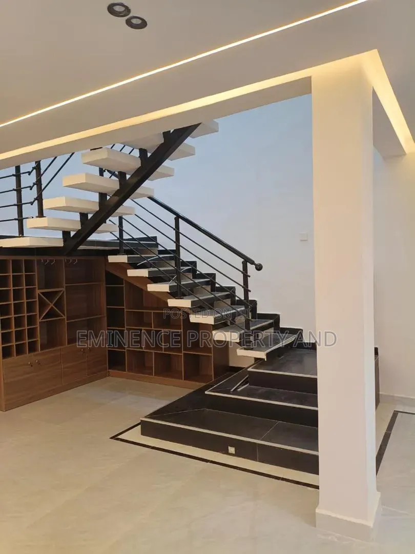 3bdrm Duplex in Abraham Adesanya for rent in Abraham Adesanya