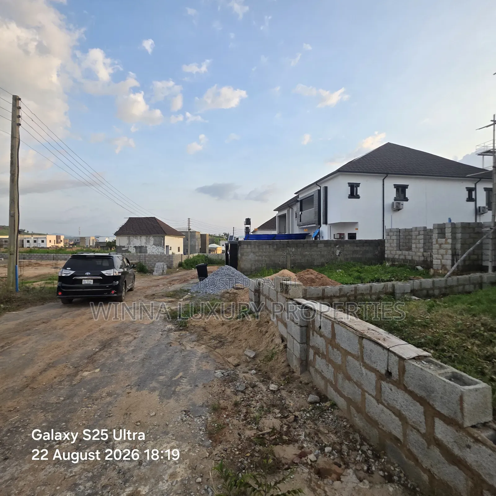 4bdrm Duplex in Nuga Luxury, Lugbe District for sale in Lugbe District