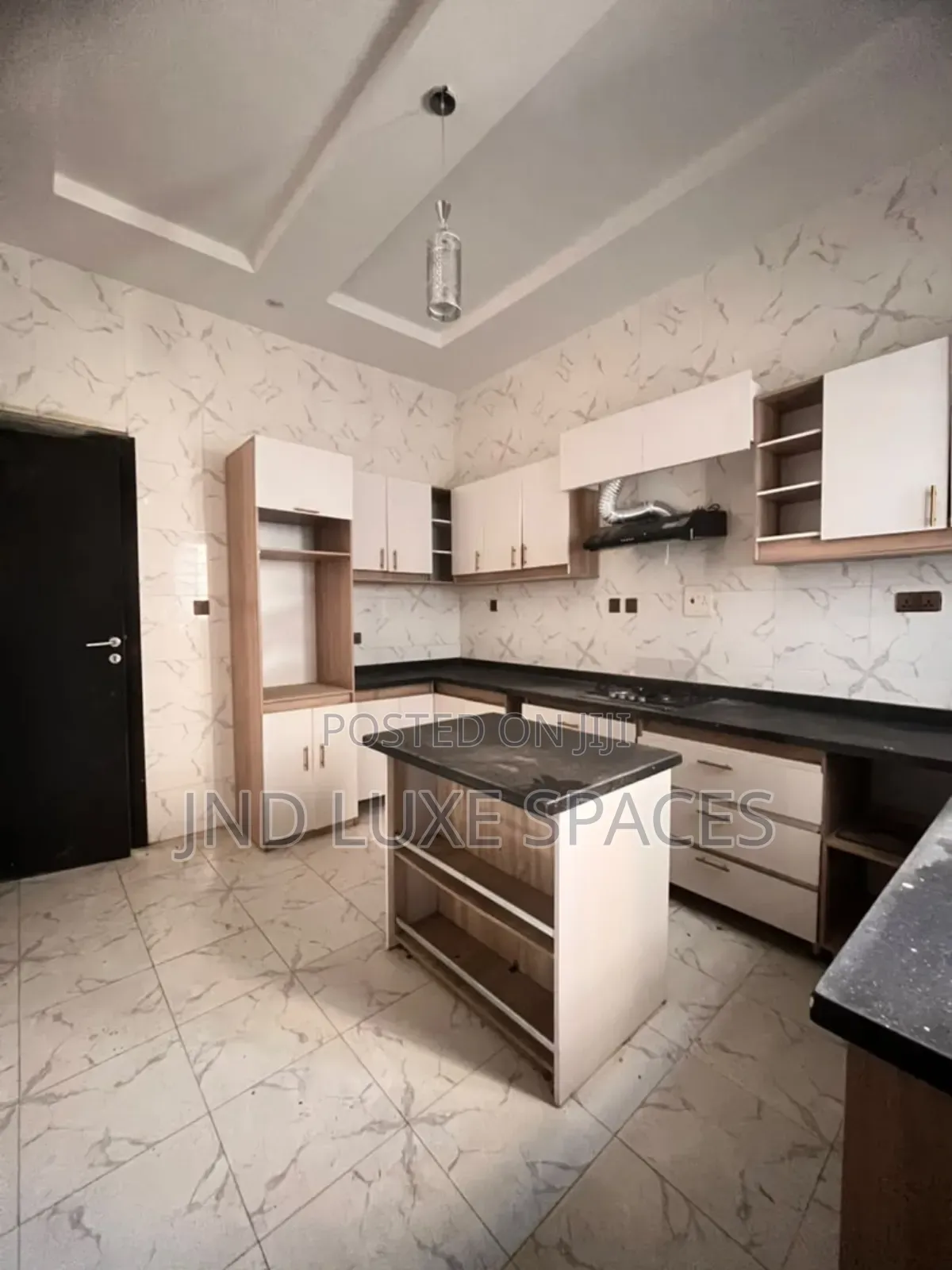 4bdrm Townhouse / Terrace in Lekki Expressway for rent in Lekki Expressway