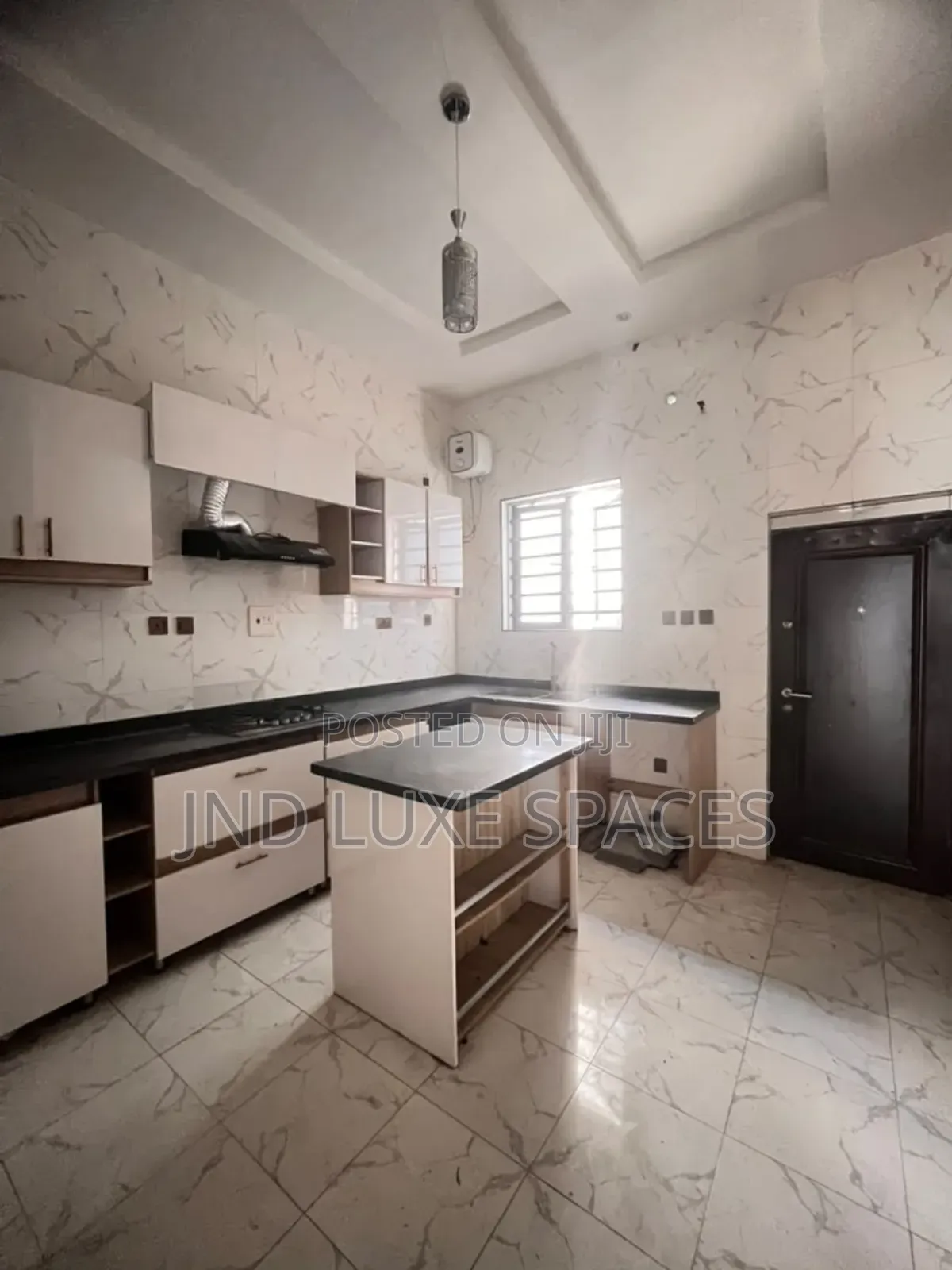 4bdrm Townhouse / Terrace in Lekki Expressway for rent in Lekki Expressway