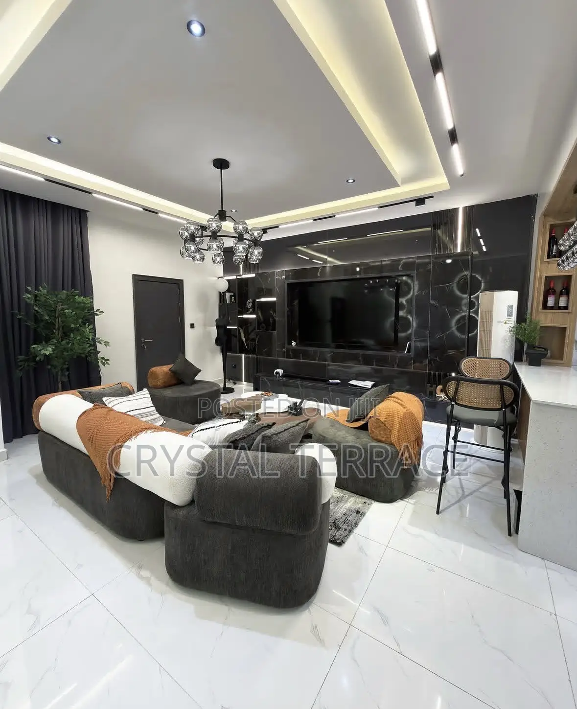 Luxurious 2 Bedroom Apartment Shortlet in Lekki in Lekki Phase 1