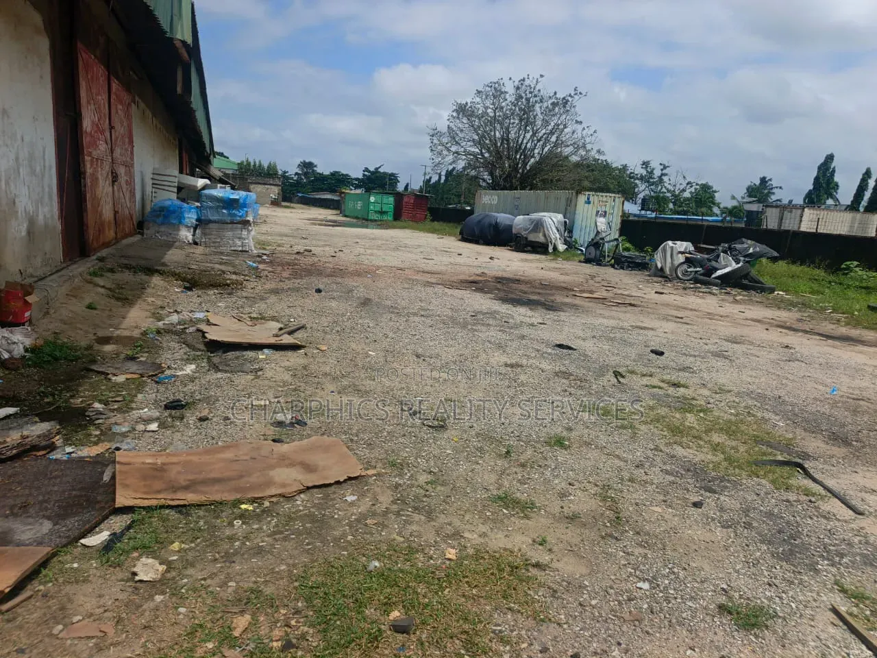 5 Bay Warehouse At,Alakija in Satelite Town