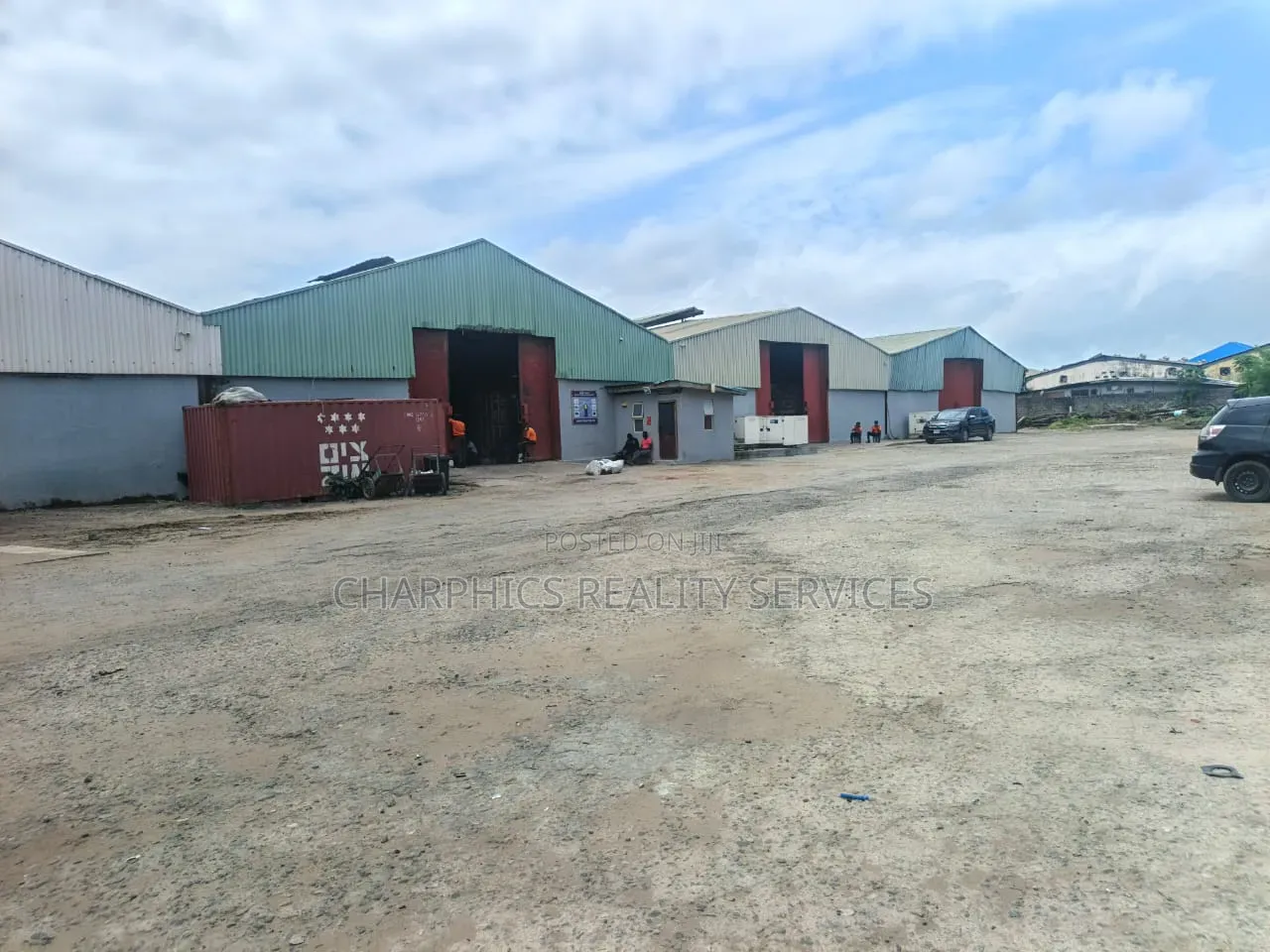5 Bay Warehouse At,Alakija in Satelite Town