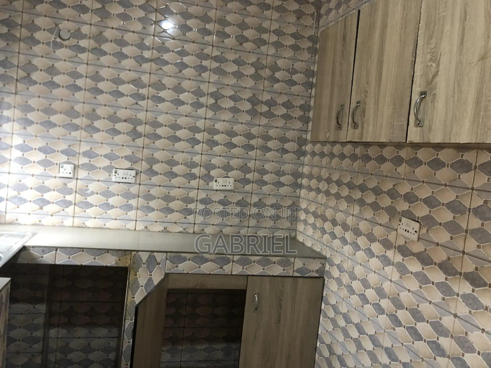 2bdrm Block of Flats in Scc Road, Ushafa for rent in Ushafa