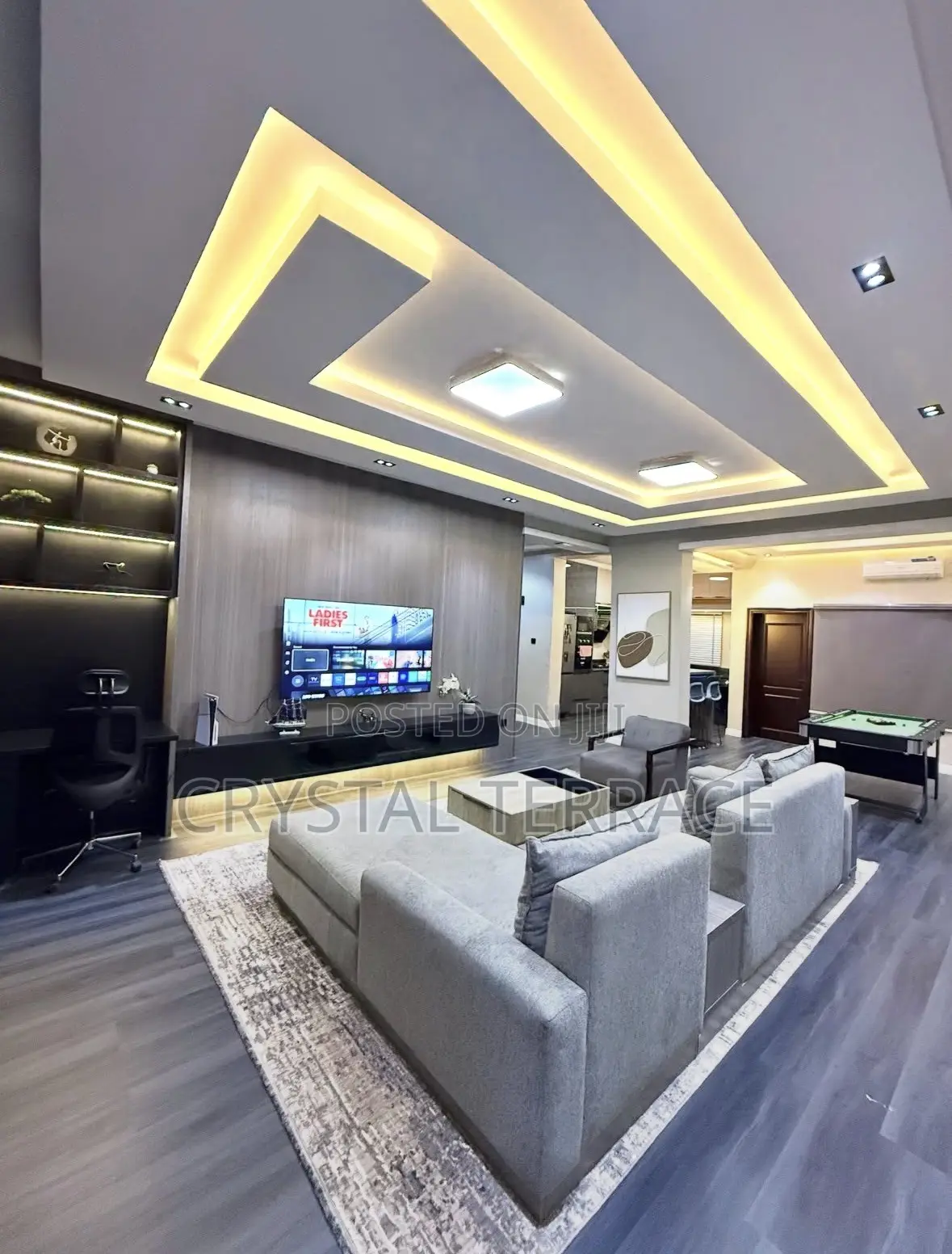 Luxurious One Bedroom at Admiralty Way in Lekki Phase 1