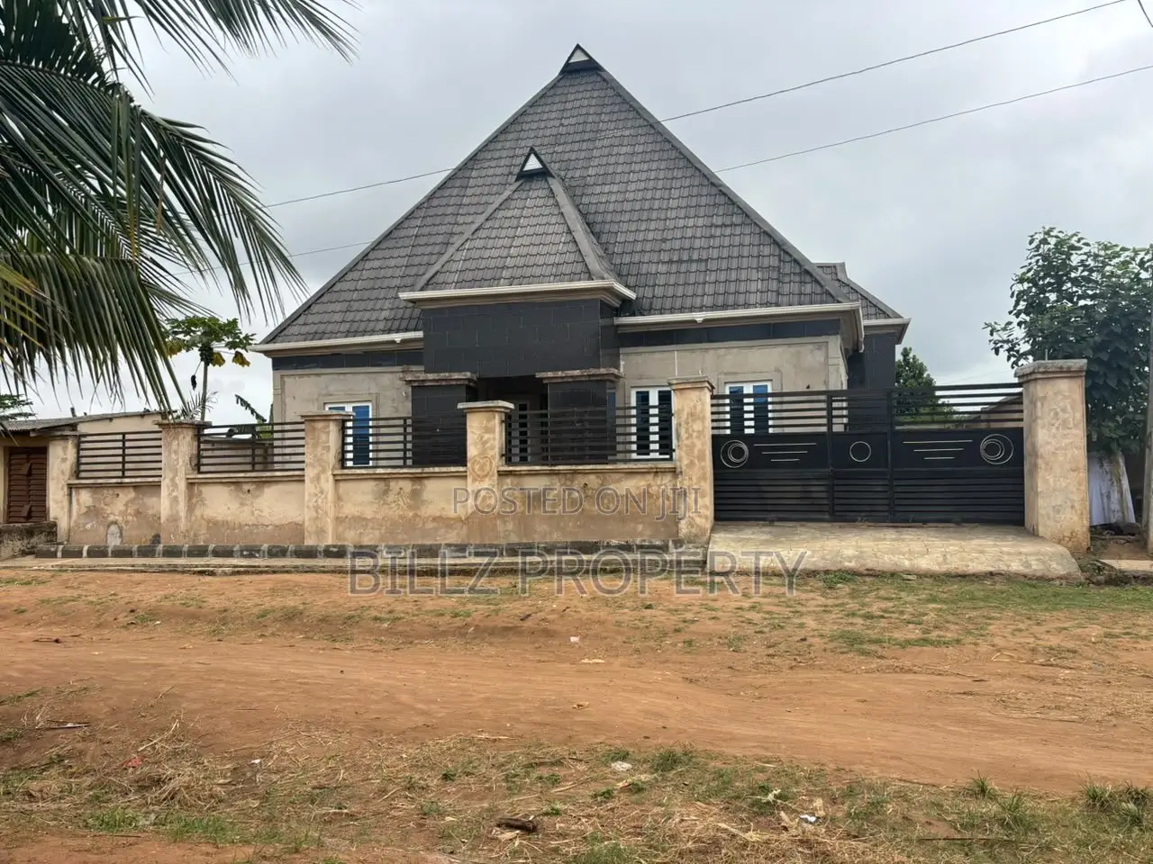 3bdrm Bungalow in Ifo Market for sale in Ifo