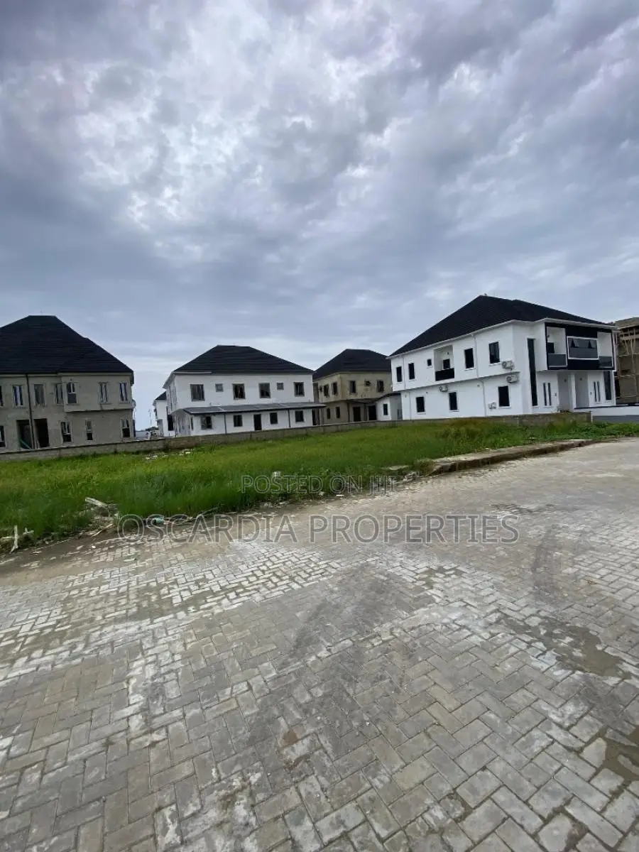Land for Sale | Sapphire Gardens, Awoyaya in Awoyaya