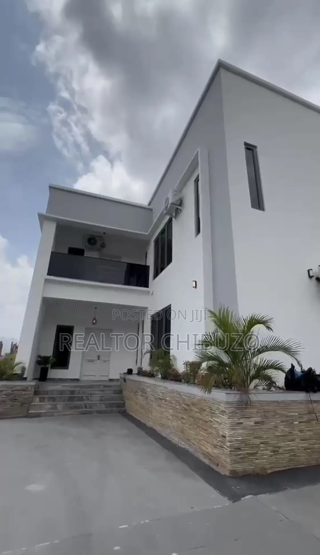 Furnished 8bdrm Villa in Abuja Top Realty, Guzape District for sale in Guzape District