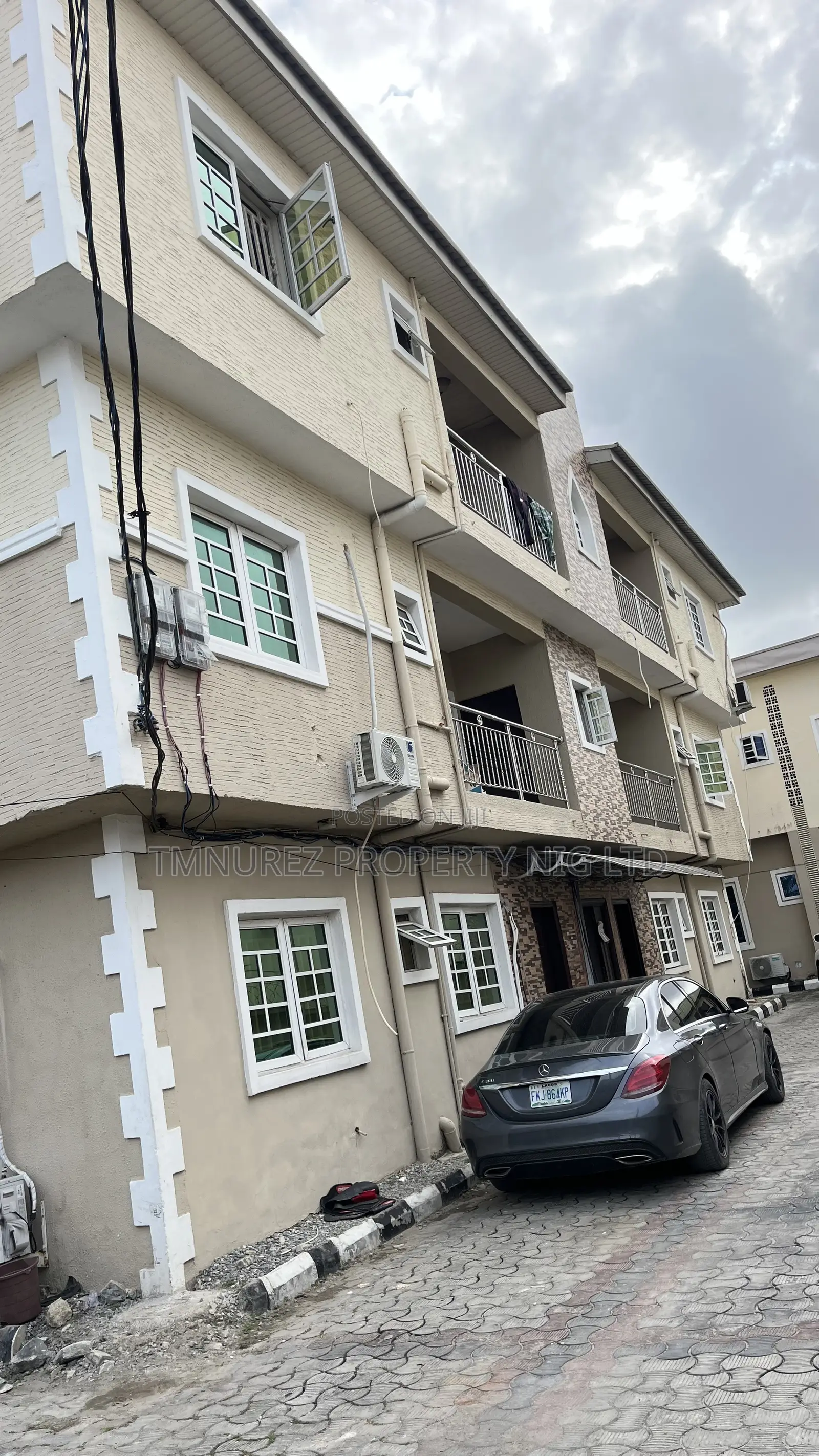 2bdrm Apartment in Osapa Estate for rent in Osapa london