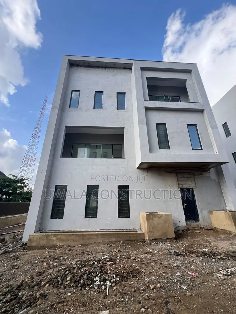 6bdrm Duplex in Guzape District for sale in Guzape District