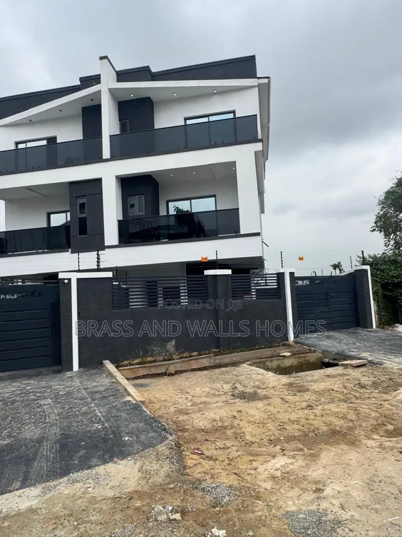 Furnished 4bdrm Duplex in Omole Phase 1 for sale in Omole Phase 1
