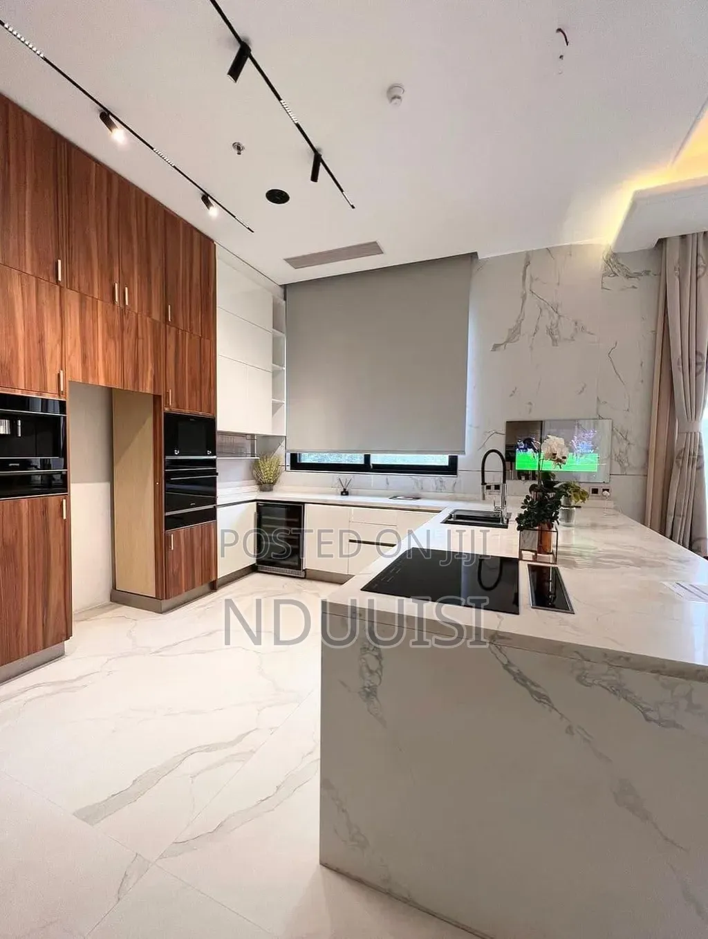 4bdrm Maisonette in Banana Island for sale in Banana Island