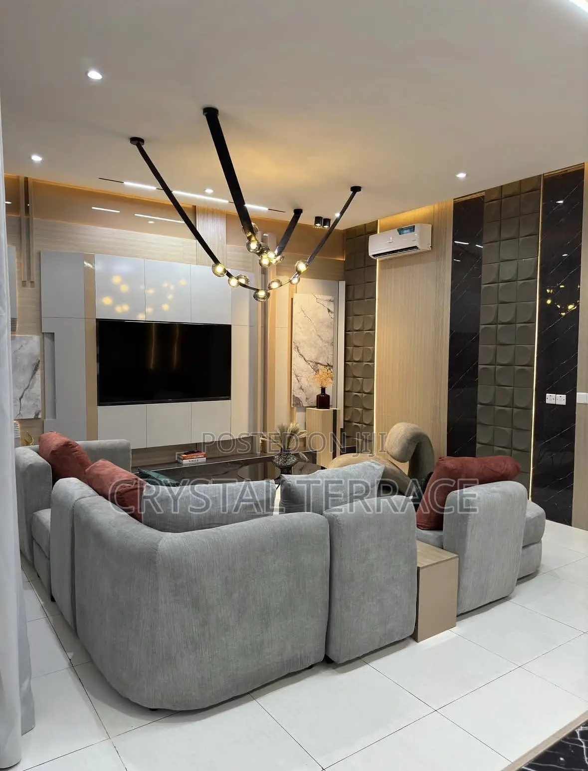 Luxurious One Bedroom Apartment in Admiralty Way in Lekki Phase 1