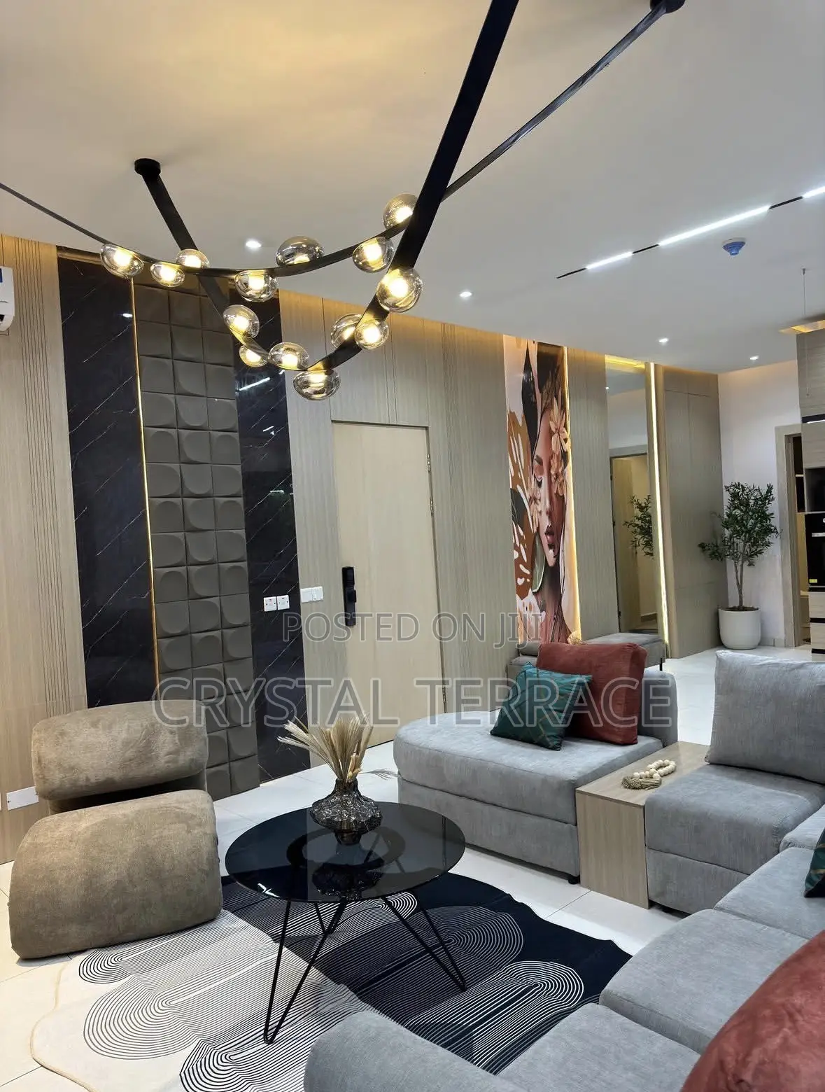 Luxurious One Bedroom Apartment in Admiralty Way in Lekki Phase 1