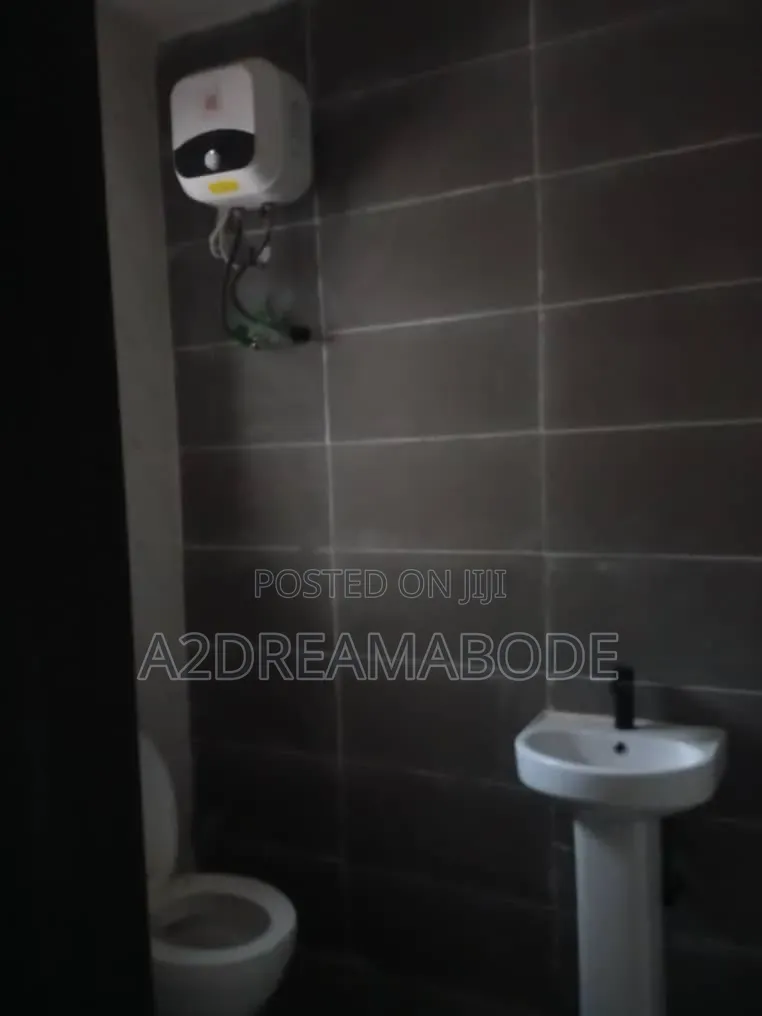 3bdrm Apartment in Gbagada for rent in Ifako-Gbagada
