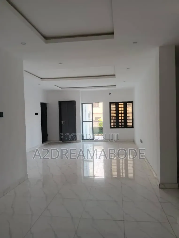 3bdrm Apartment in Gbagada for rent in Ifako-Gbagada