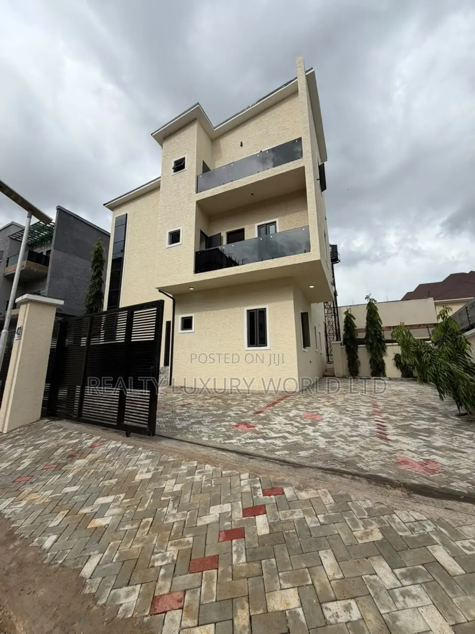 3bdrm Apartment in Guzape District for sale in Guzape District