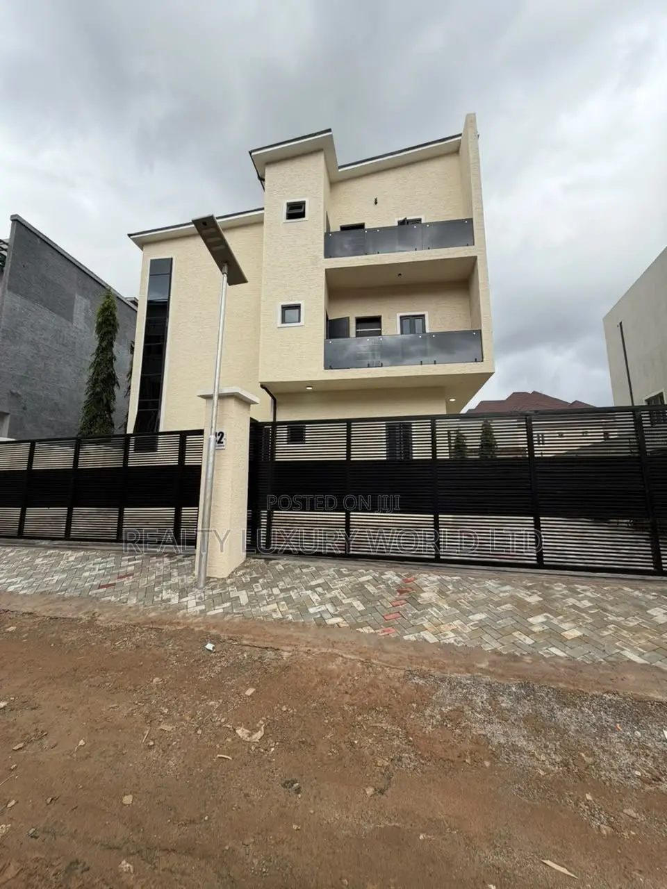 3bdrm Apartment in Guzape District for sale in Guzape District