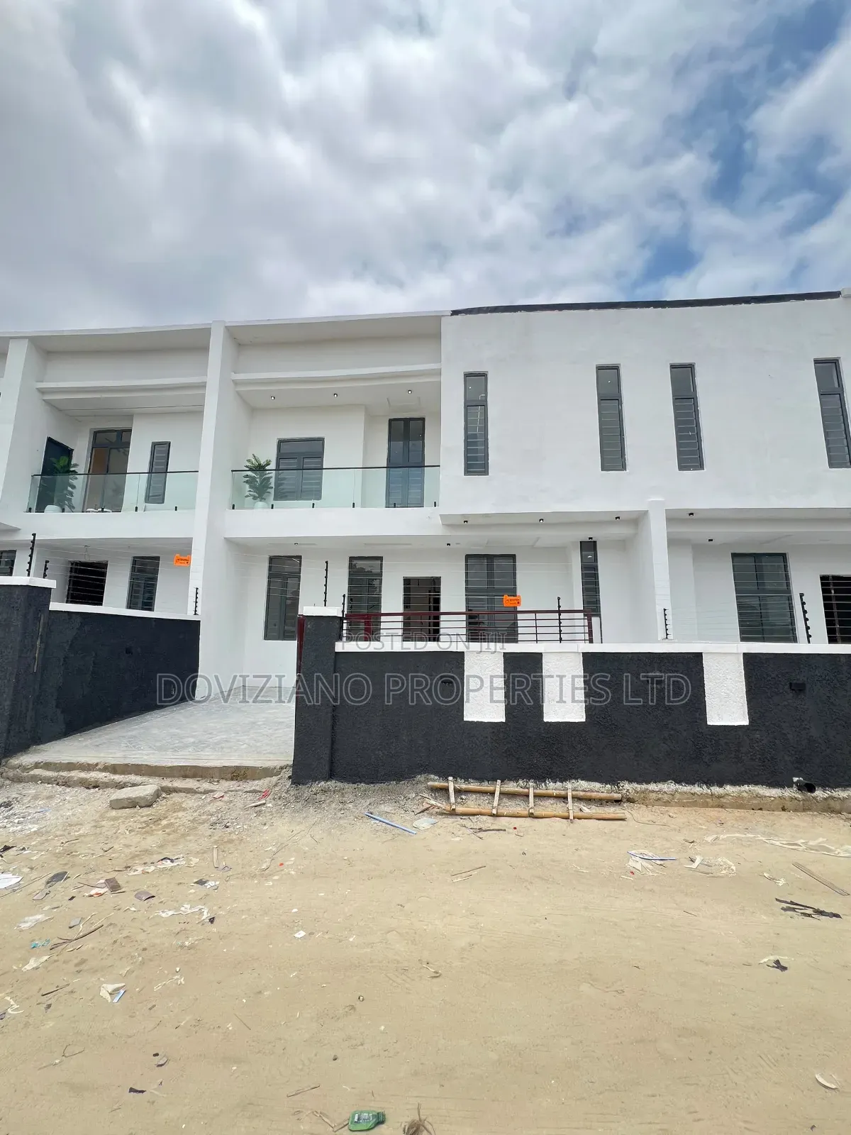 3bdrm Duplex in Abraham Adesanya Estate for sale in Abraham Adesanya Estate