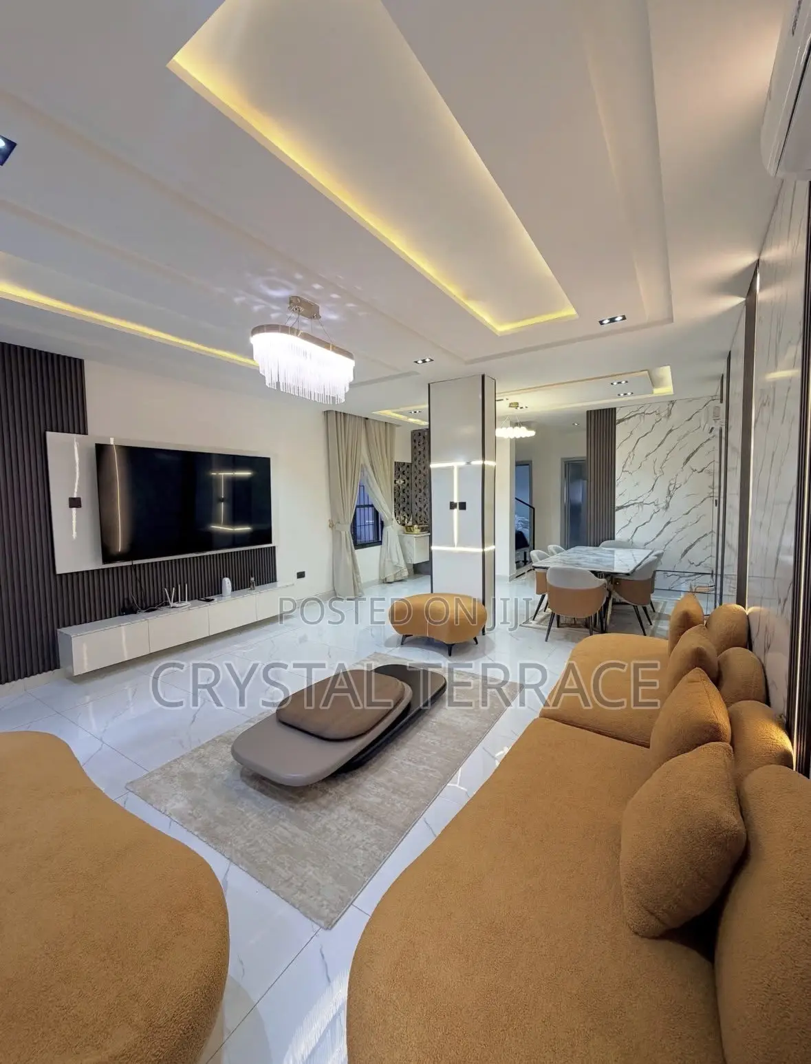 Luxirious 4 Bedroom Duplex Admiralty Way in Lekki Phase 1