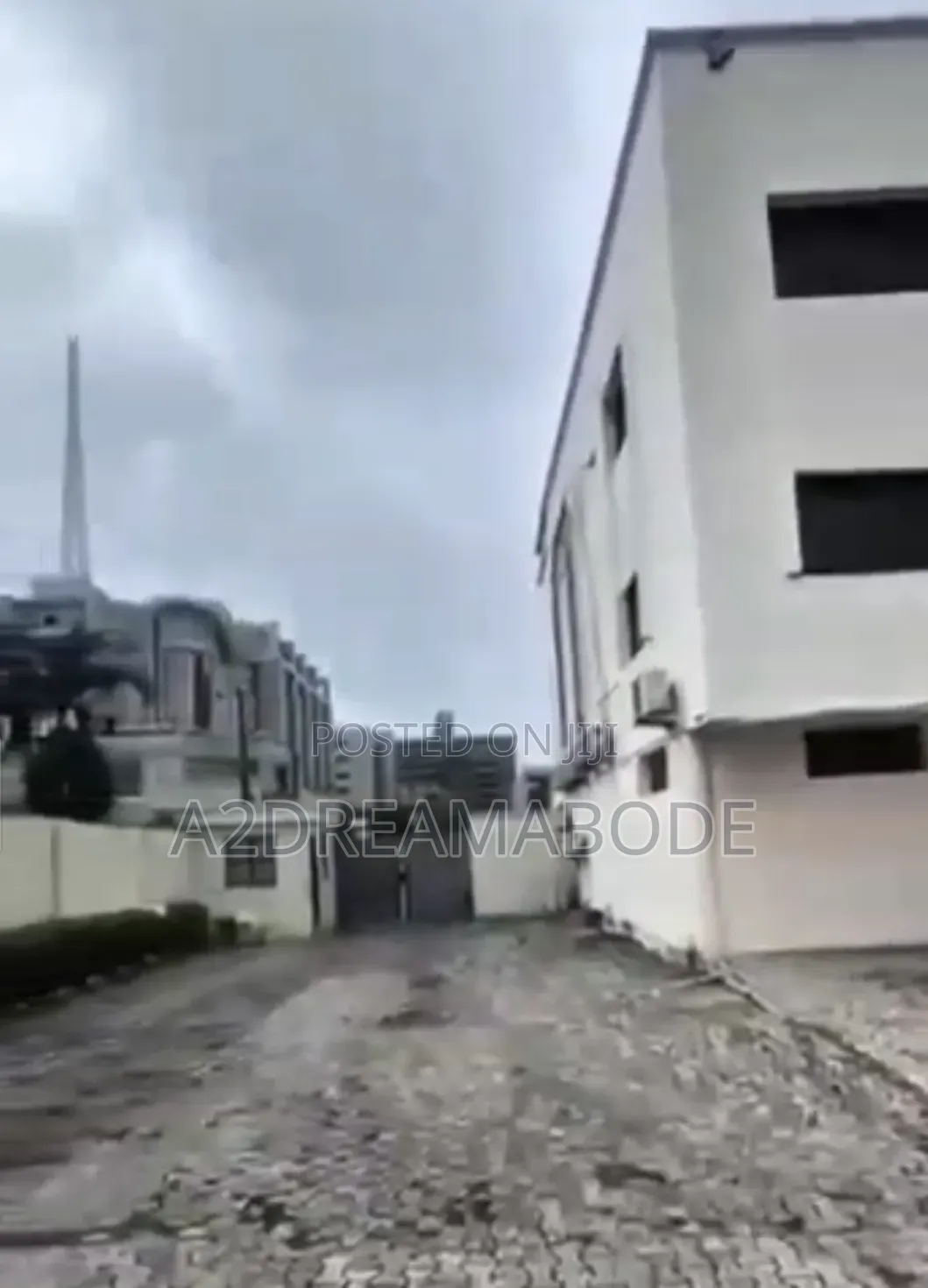 Exclusive Commercial Property in Adeola Odeku