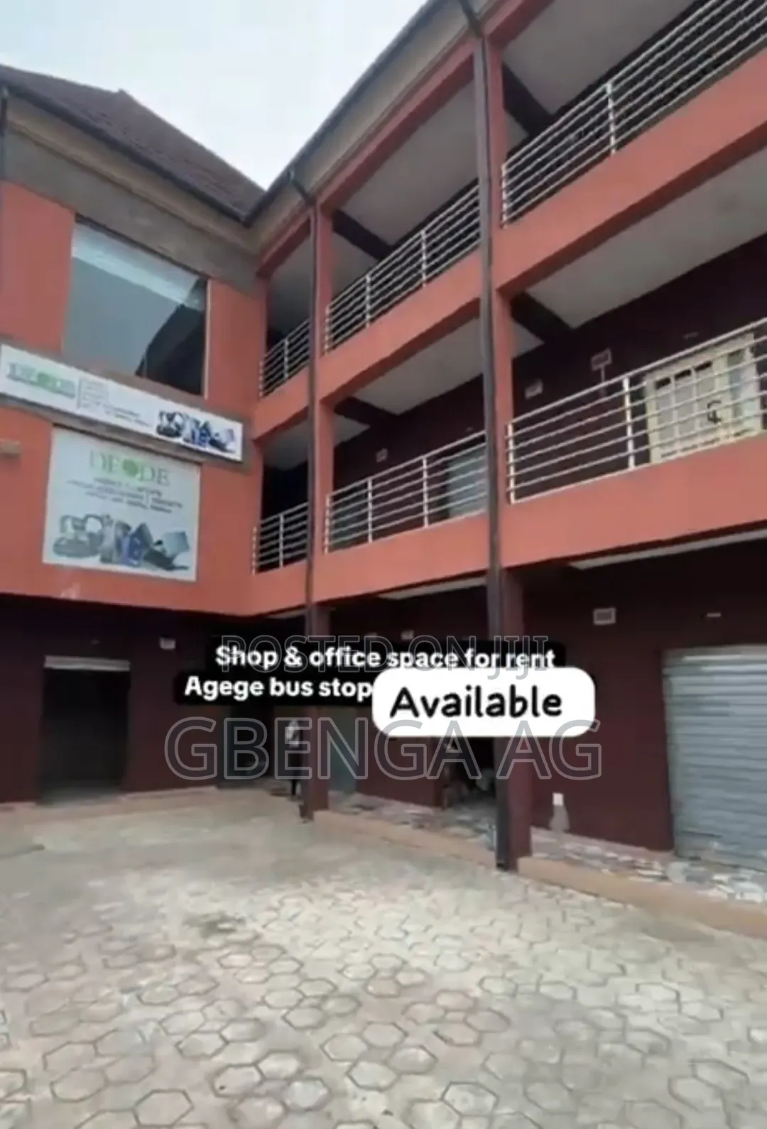 Shops to Let at Agege Pen Cinema Lagos in Pen Cinema