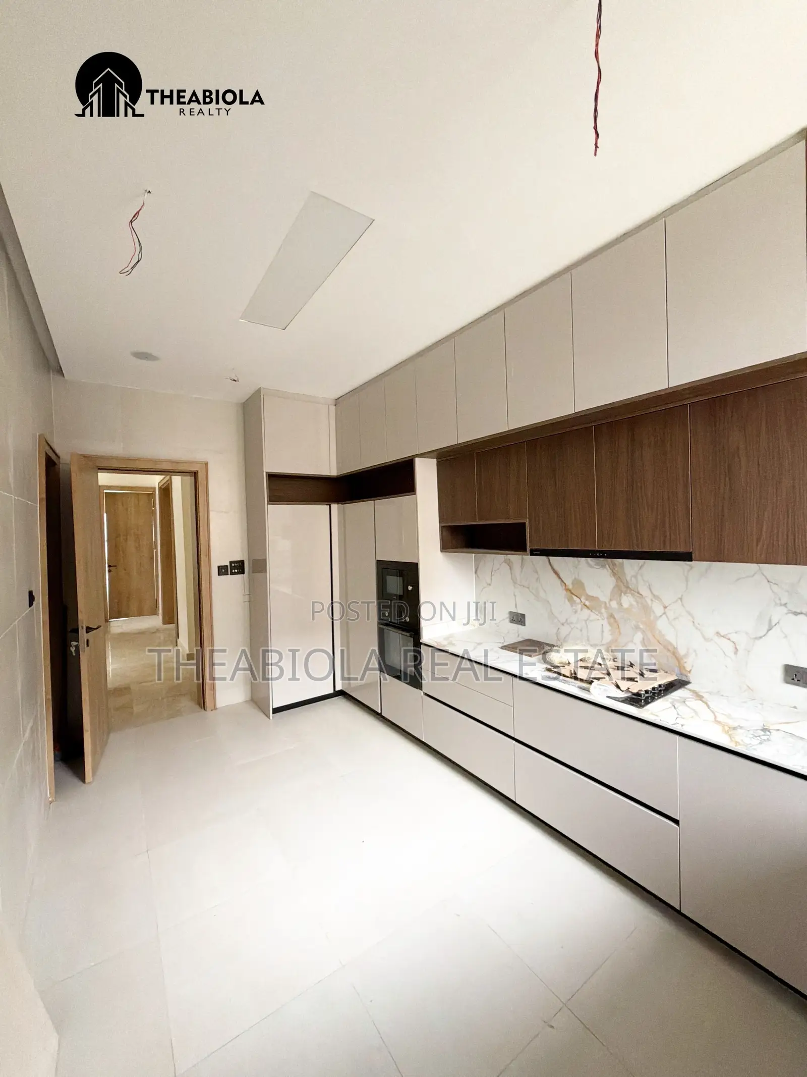 4bdrm Townhouse/Terrace in Asokoro, Abuja for sale in Asokoro