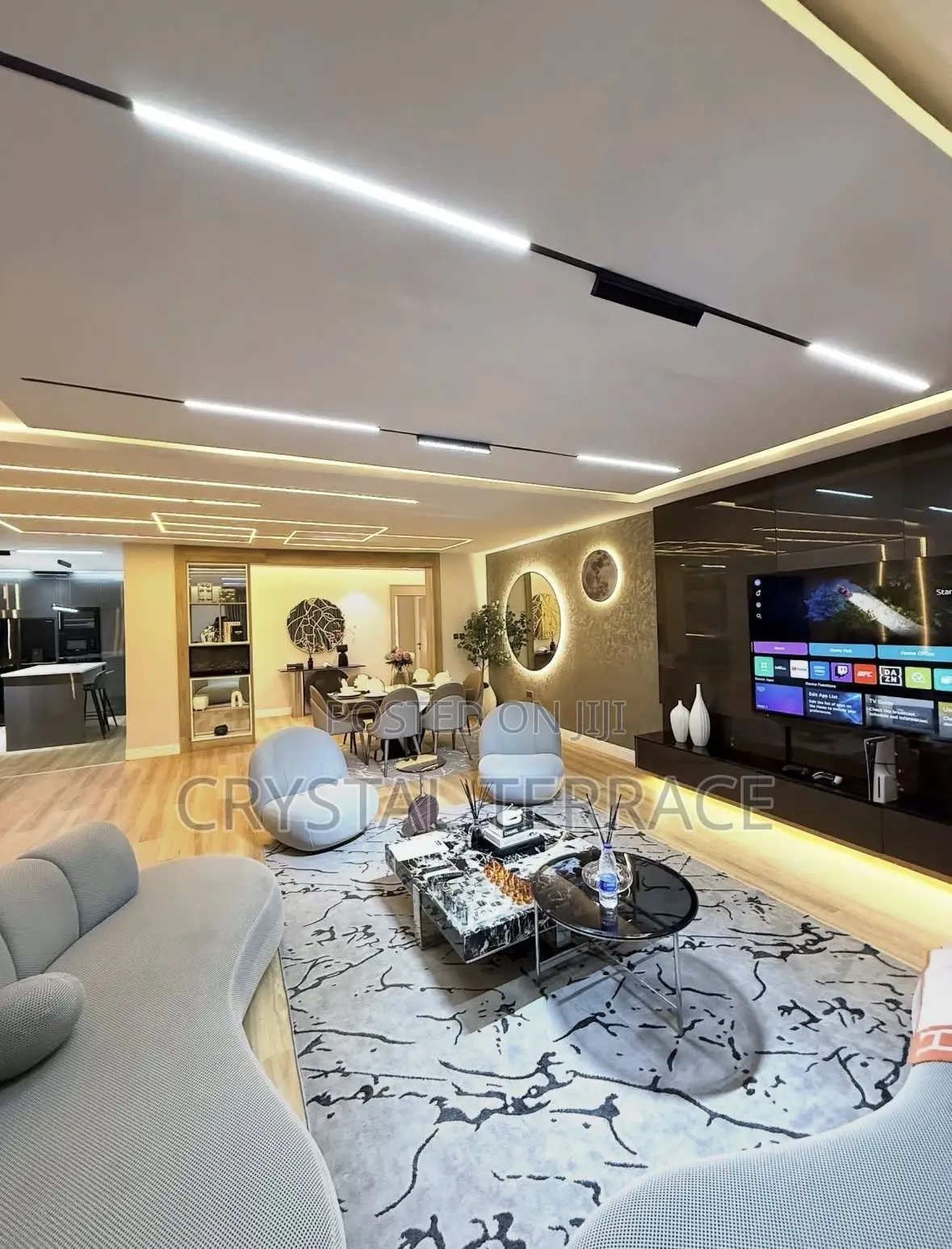 Exquisite 3 Bedroom Apartment in Admiralty Way in Lekki Phase 1
